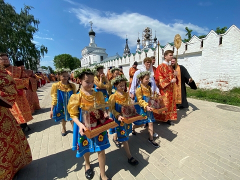 День памяти св. бл. князей Константина и сыновей его Михаила и Феодора.