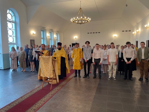 Вручение аттестатов выпускникам 9 класса
