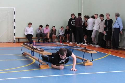 К ЗАЩИТЕ РОДИНЫ ГОТОВ!