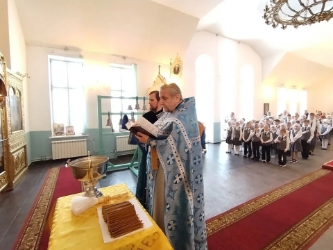 СРЕТЕНИЕ ГОСПОДНЕ