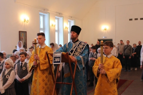 СРЕТЕНИЕ ГОСПОДНЕ