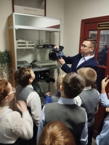 ЭКСКУРСИЯ НА ТЕЛЕВИДЕНИЕ