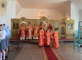 БОЖЕСТВЕННАЯ ЛИТУРГИЯ